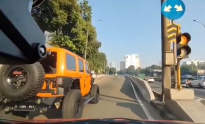 Viral Rubicon Serempet Mobil di Tol Jakarta, Polisi Tunggu Korban Melapor