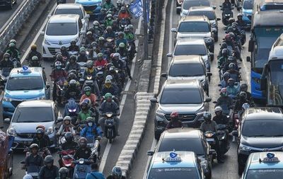 DPRD DKI Minta Pemprov Batasi Kendaraan Warga buat Tekan Polusi Udara: 1 KK 1 Kendaraan