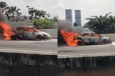 Akibat Korsleting, Mobil Ford Focus Ludes Terbakar di Tol JORR