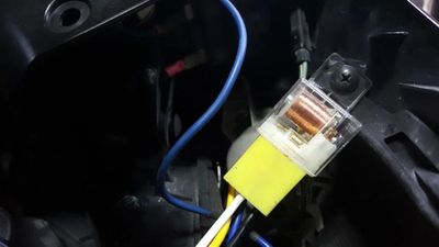 Ketahui Pengertian dan Fungsi Relay Pada Motor, Simak Selengkapnya!
