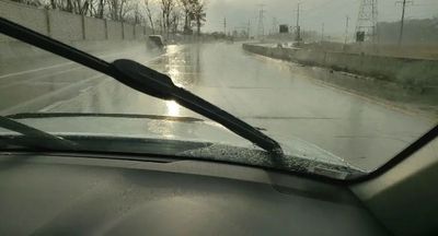 Kenapa Wiper Mobil Gagal Membersihkan Air dengan Sempurna? Ini Penjelasannya