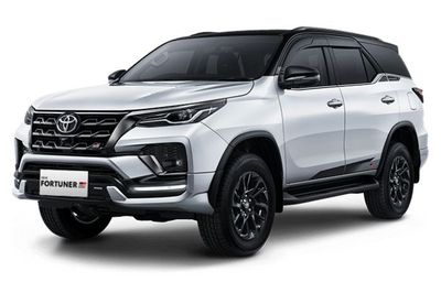 5 Tips Beli Toyota Fortuner Bekas, Jadi Pilihan Mobil Diesel Bekas Terbaik!