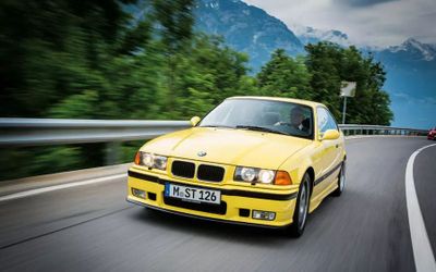 5 Kelebihan BMW E36, Jadi Mobil Klasik Favorit Anak Muda!