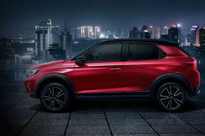 5 Alasan Honda WR-V RS Terbaru 2025 Layak Dipinang: Beneran Jadi SUV Compact Terbaik Saat ini?