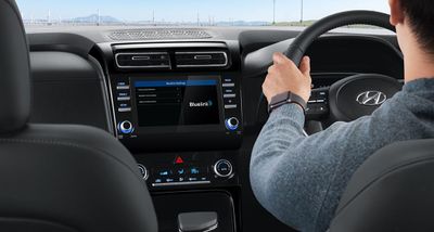 5 Fungsi Fitur Bluelink di Mobil Hyundai Terbaru 2024, Bisa Kontrol Mobil dari Jarak Jauh!