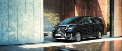 5 Kelebihan Lexus LM 350 Terbaru 2024, Kembaran Toyota Alphard tapi Lebih Mewah!