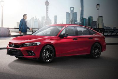 5 Kelebihan Honda Civic RS Terbaru 2025, Sedan Mewah dengan Harga Fantastis!