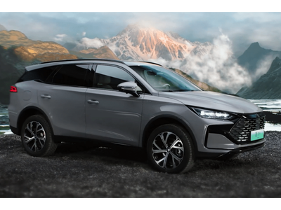 BYD Luncurkan Tang DM-i 2025, Yuk Intip Fitur Unggulan dan Harganya