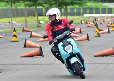 Segini Harga Motor Listrik Honda ICON e: Terbaru April 2026 beserta Kelebihannya, Layak Gak Sih?