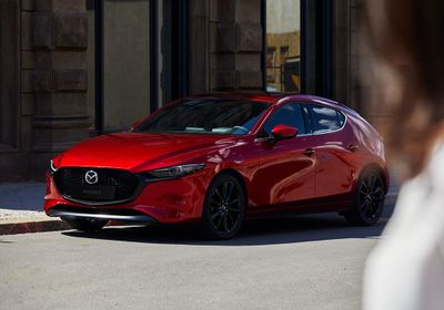 5 Alasan Mazda 3 Hatchback Terbaru Banyak Diincar Anak Muda, Desainnya Ganteng Banget!