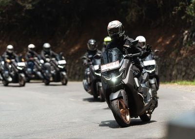 Riding Aman saat Libur Panjang: Tips Penting untuk Bikers