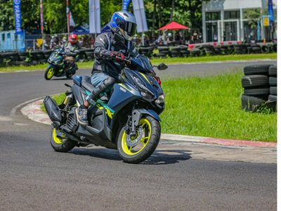 Menjajal Yamaha Aerox Alpha di Trek Sirkuit: Ngebut Maksimal, Nyantai Optimal
