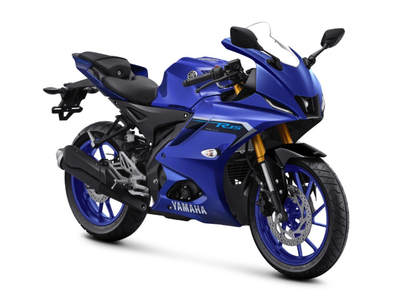 Yamaha R15 2025 Tampil dengan 2 Warna dan Grafis Baru, Harga Rp40,9 Juta