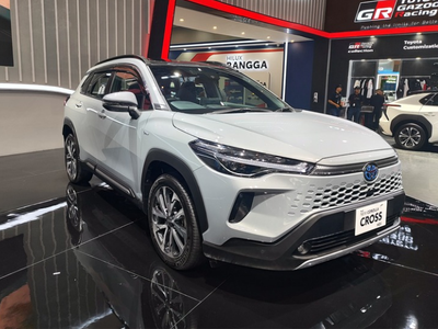 5 Kelebihan New Toyota Corolla Cross HEV Terbaru 2025, Apa yang Spesial?