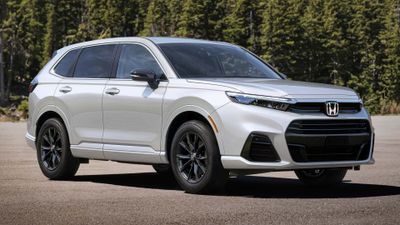 Update Harga Honda CR-V Terbaru 2025 Paling Murah, Desainnya Mewah dan Sporty!