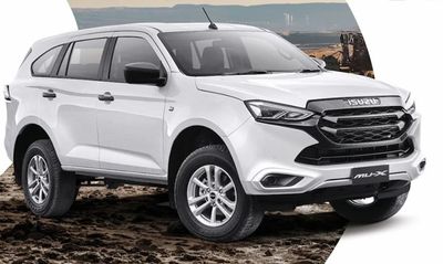 5 Alasan Isuzu MU-X Diesel Terbaru 2025 Layak Kamu Pertimbangkan, Jarang Ketemu di Jalanan!