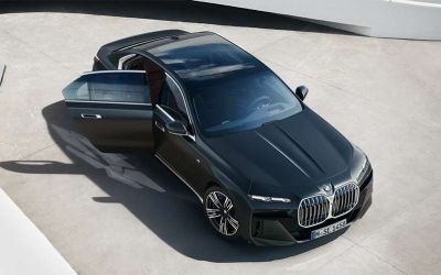 5 Kelebihan BMW 7 Series Terbaru: Mobil Sedan Mewah yang Biasa Digunakan Pejabat dan Pengusaha!