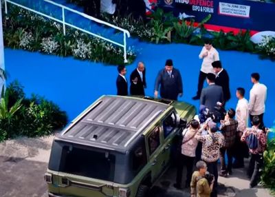 Presiden Prabowo Luncurkan MV3 EV Pandu , Kendaraan Taktis Listrik Buatan Pindad