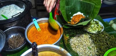 Warung Pecel Ngisor Talok, Sajian Kuliner Khas di Ngawi dengan Sentuhan Tempe Semangit