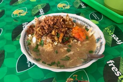 Soto Pak Tukimin Blitar, Langganan Mantan Wapres Boediono Sejak Masih Bangku SMP
