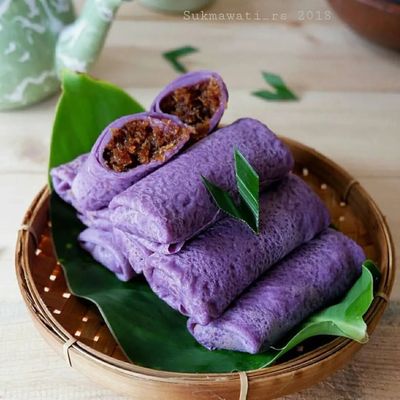 Cara Membuat Dadar Gulung Ubi Ungu, Manis dan Bercita Rasa!