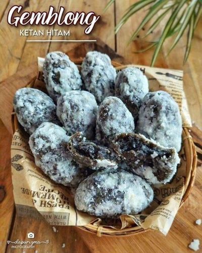 Cara Membuat Gemblong Ketan Hitam, Padat dan Lezat!