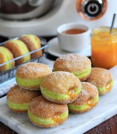 Resep Donat Pandan Suji Srikaya, Lembut dan Lumer! 