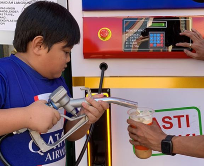 Unik! Bukan Jualan Bensin, SPBU ini Malah Jualan Susu
