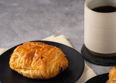 Resep Pain Au Chocolat, Pastry Prancis Senikmat Croissant 