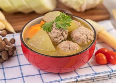 Resep Sayur Sop Bakso Sosis Simpel untuk Menu Sahur di Bulan Ramadan, Lezatnya Menggugah Selera