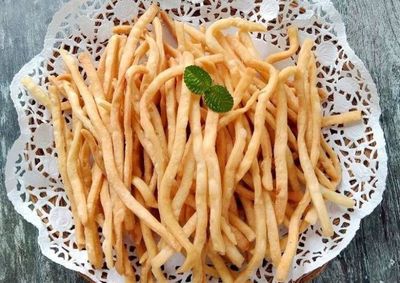 Resep Stick Bawang Renyah dan Gurih untuk Camilan Lebaran