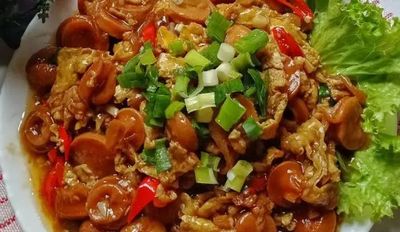 Resep Orak Arik Telur Sosis, Menu Makan Malam Praktis tapi Bikin Boros Nasi!