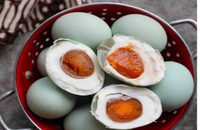 17 Ide Nama Usaha Telur Asin Kekinian, Biar Brand Kamu Nggak Garing!