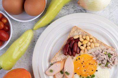 Alami Gangguan Saluran Pencernaan, Yuk Intip 5 Rekomendasi Makanan yang Mudah Dicerna
