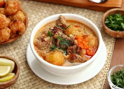 6 Makanan Khas Makassar yang Siap Menggoyang Lidah dan Bikin Ketagihan
