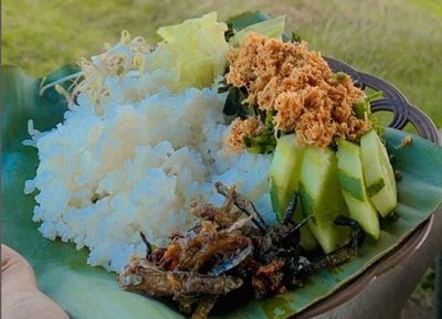 Perbedaan Nasi Adep-Adep dan Nasi Ponggol: Makanan Khas Tegal yang Sama-sama Nikmat!