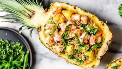 17 Ide Nama Usaha Nasi Goreng Nanas yang Unik dan Menarik Pelanggan