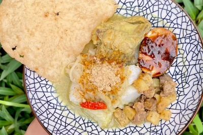 3 Resep Lontong Cap Gomeh yang Simpel dan Lezat