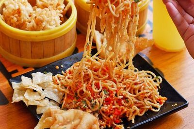 Viral Mie Gacoan Disegel karena Mengandung Minyak Babi, Ini Faktanya!