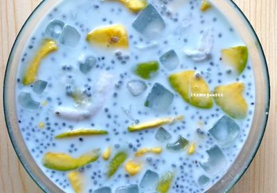 Resep Es Teler Bunga Telang, Minuman Segar yang Bikin Buka Puasa Makin Syahdu