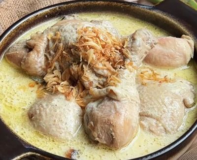 Resep Opor Ayam Kuah Susu: Perpaduan Rempah-rempah Tradisional dengan Cita Rasa Creamy