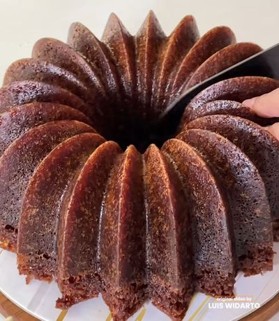 Resep Bolu Sarang Semut: Kue Tradisional Manis, Legit, dan Bersarang Sempurna!