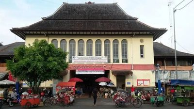 5 Destinasi Wisata Kuliner Khas Solo yang Menggugah Selera, Yuk Cobain!