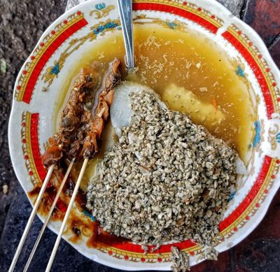 Bukan dari Kupang! Ini Fakta Mengejutkan di Balik Lontong Kupang