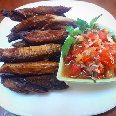 Resep Cakalang Bakar Bumbu Kuning dan Sambal Dabu-Dabu, Gurih & Segar Bikin Ketagihan!