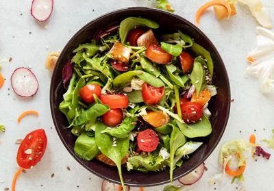 Coba 4 Saus Salad Homemade Ini, Makan Sayur Dijamin Makin Seru!