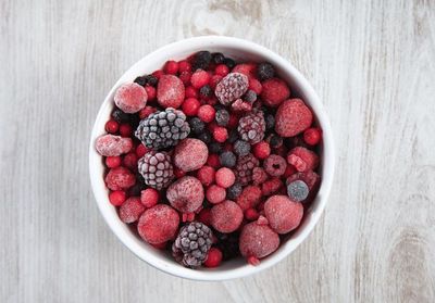 Resep Rasberi Yogurt Bites, Camilan Sehat dan Simpel Bisa Jadi Frozen Food!