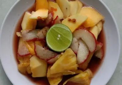 Resep Rujak Kuah Pindang Bali, Sensasi Asam Pedas yang Melejit di Mulut!