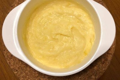 7 Menu MPASI Bayi dari Kentang yang Praktis, Bergizi, dan Disukai Si Kecil!