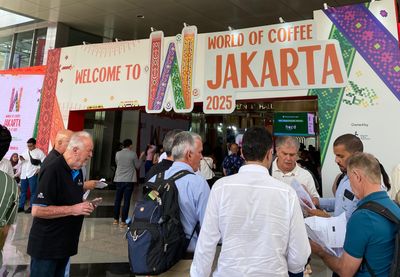 Suasana Hari Pertama World of Coffee Jakarta 2025 Pecah!